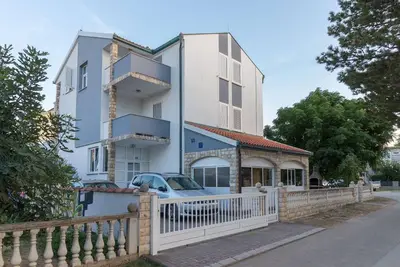 Image de Appartement de vacances pour 4 personnes env. 50 qmà Privlaka, Dalmatie (Nord de la Dalmatie)