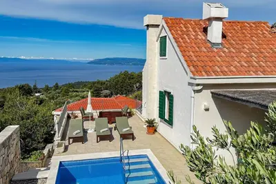 Image de Maison de vacances Makarska pour 1 - 5 personnes avec 3 chambres à coucher - Maison de vacances