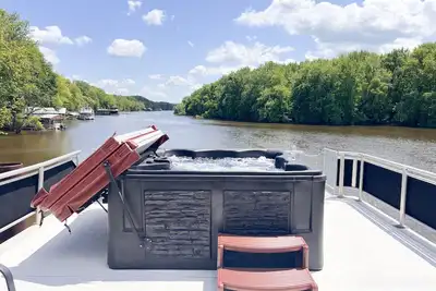 Image de Floating stationary river boat! Custom design!