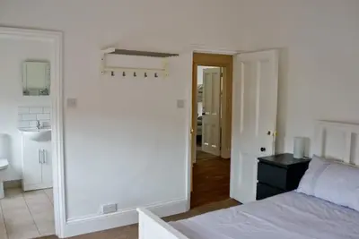 Image de Appartement-Salle de bain privée séparée-3 Bedrooms