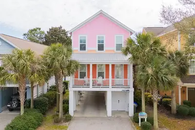 Image de Walk to The Beach 4 Br House with a Heated Private Pool! A Beauty At The Beach