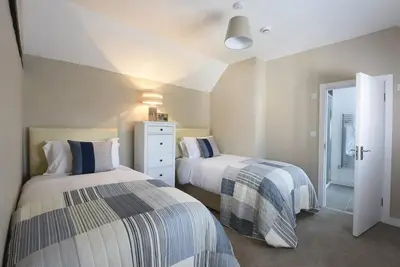 Image de Suite-Cottage-Salle de bain et douche-Vue sur Jardin-St Mary's