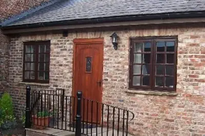 Image de Cottage-Salle de bain privée séparée-Cart Shed