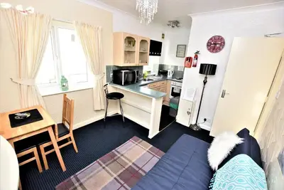 Image de Confort-Appartement-Salle de bain et douche-One Bedroom - First Floor