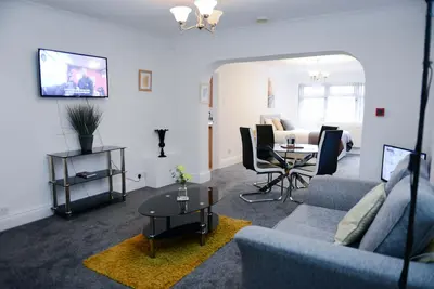 de Luxe-Appartement-Salle de bain privée séparée-Ground Floor