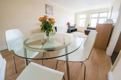 Image de Appartement-Salle de bain privée séparée-3 Bedroom