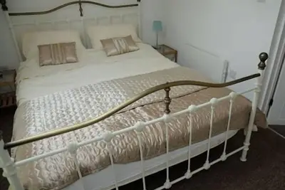 Image de Cottage-Salle de bain privée séparée