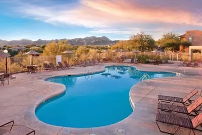 Image de Oro Valley | Couples Desert Hideout | Pool + Hot Tub