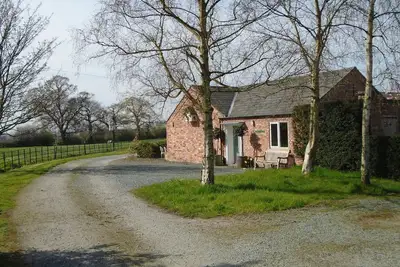 Image de Cottage-Salle de bain et douche-Vue sur Jardin-Dove