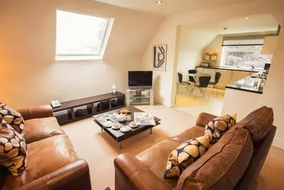 Image de Appartement-de Luxe-Salle de bain-Vue sur Jardin