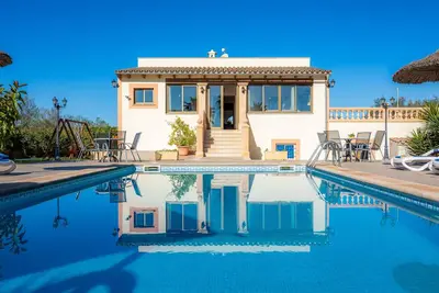 Image de Belle Finca \"Can Nofre\" avec Wi-Fi, piscine, balcon, jardin et terrasse
