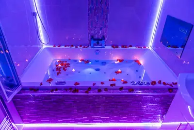Image de Studio-Appartement-Bain à remous
