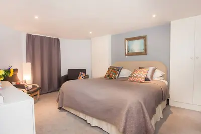 Image de Appartement-Studio-Salle de bain privée séparée