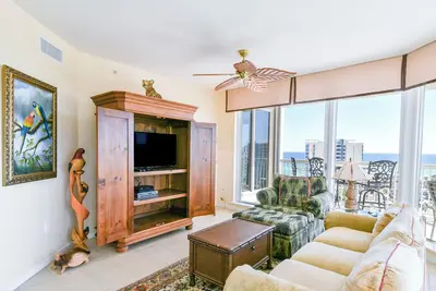 Image de Beachfront Condo w/ Free Beach Service at Silver Shells Resort in Destin! 🌺🐚🌊