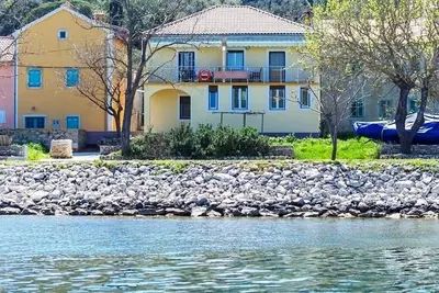 Image de Appartement Zvonko, (16323), Veli Rat, Croatia