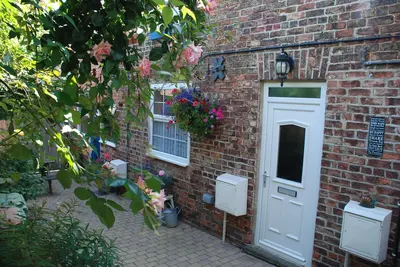 Image de Cottage-Supérieure-Sdb privée avec baignoire-Vue sur la cour