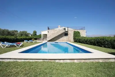 Image de Maison de vacances \"Aubellons\" avec vue sur les montagnes, piscine, jardin et Wi-Fi