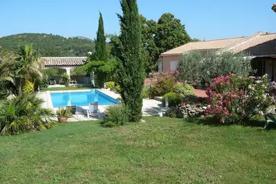 Image de 2 chambres d'Hôtes dans Bastide dans grand parc arboré avec Piscine 6 personnes