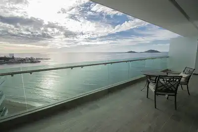 Image de Malecon Location Torre eMe #1501 with Pool