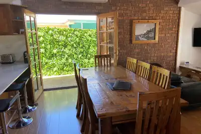 Image de Tropical Resort Style Dual Residency Accommodation perfect for multiple families
