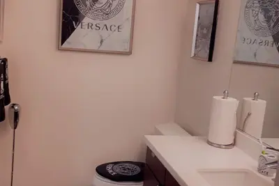 Image de Privacy and Comfortably. . .