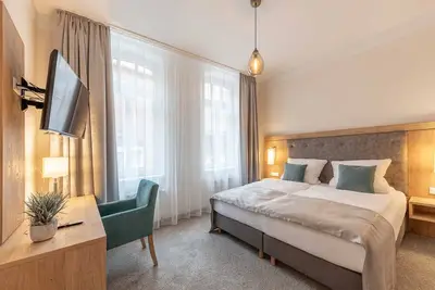 Image de Superior double room 3 (ground floor right) - 24\/7 self-check-in, 14008