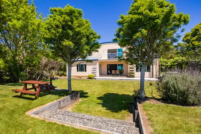 Image de La Casa Al Mare - Golden Bay Beach House