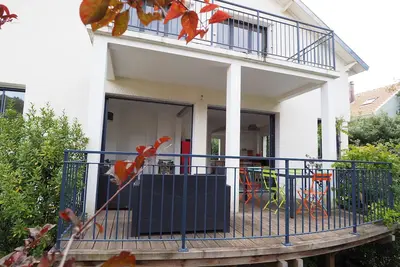 Image de Family house Tharon Plage (100 m from the beach) 10\/11 people