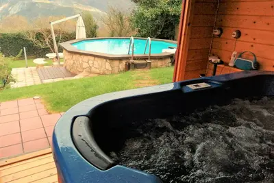 Image de Beautiful villa 5 min from Oviedo with big hot tub and garden