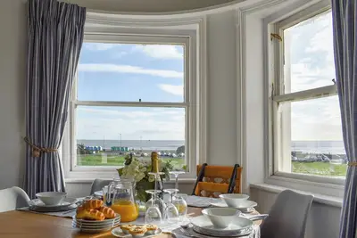 Image de 3 bedroom accommodation in Littlehampton