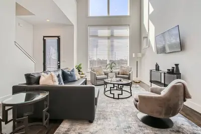 Image de 21- Trendy \"Music Hill\"- The Music City Collection