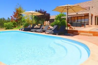 Image de Maison de vacances moderne \"Son Vigili\" avec Wi-Fi, jardin, terrasse et piscine