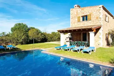Image de Belle maison de campagne majorquine Son Mas avec piscine privée et Wi-Fi gratuit