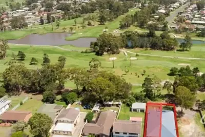 Image de Golf course access, 10 mins to famous Hymans beach