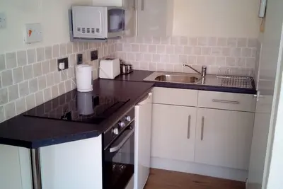 Image de 2 berth, first floor flat, Apsley 4