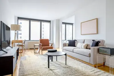 Image de Enviable Sutton Place Studio w/ Gym, near Central Park, by Blueground