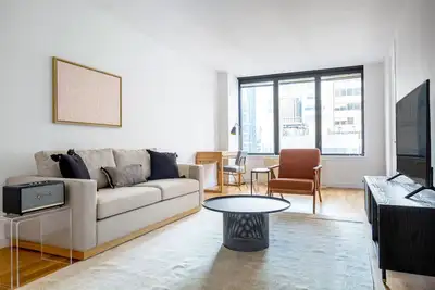 Image de Gorgeous Sutton Place 2br w\/ Gym, near Central Park, by Blueground