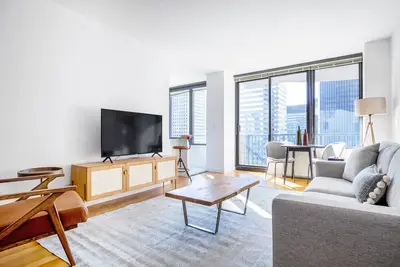 Image de Ideal Sutton Place 1br w/ Elevator, near Central Park, by Blueground
