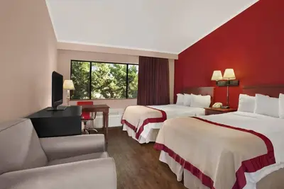 Image de Amazing Deal! Cozy Family Unit, Pool, Restaurant