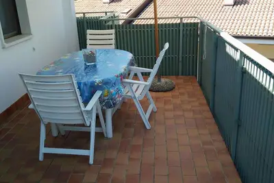 Appartement confortable avec balcon à 30m de la plage
