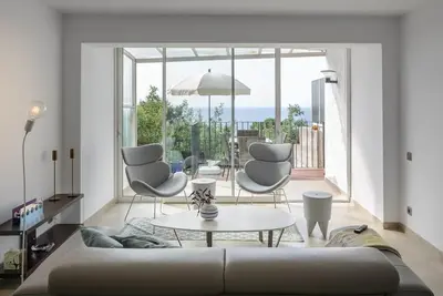 Image de Alba by Danlux Invest. Vacances face Ă la mer