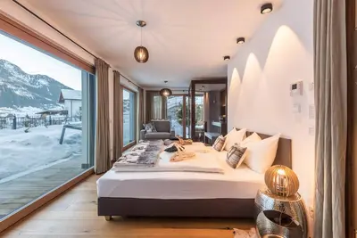 Image de Luxueux chalet de montagne de Paruda avec vue sur la montagne et Wi-Fi