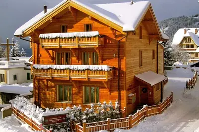 Image de Chalet Balthazar 3 - Luxury Apartment, Central Villars 100 Metres From Ski Train