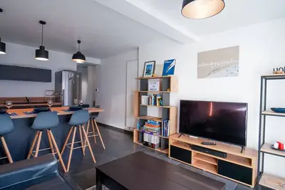 Image de Appartement pour 4 personnes avec tennis de copropriété