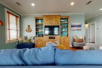 Image de Ocean Jewel: 3 Br, 2 Ba House in Port Bolivar, Sleeps 10