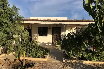 Image de La Maison Aziz, climatisée & au calme. À 15mn à pied du centre village de Somone