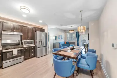 Image de Luxury resort 2br walking to Epic Universe, Icon park and Convention center