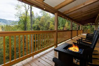 Image de Antler View Ridge | Blue Ridge Mountain Destination