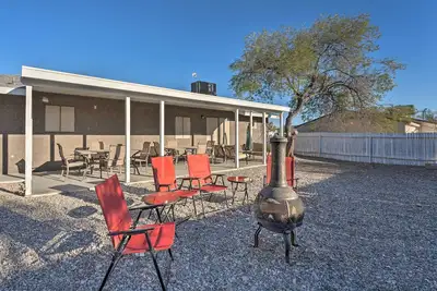 Image de Cozy Home w/ Large Yard, 2 Mi to Lake Havasu!