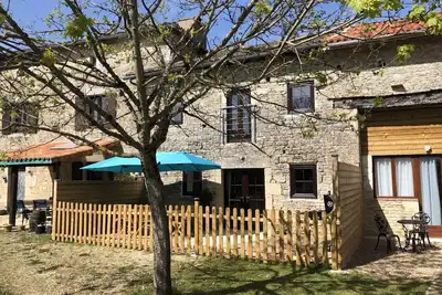 Image de Blacksmiths Cottage in Blanzay - 3 beds